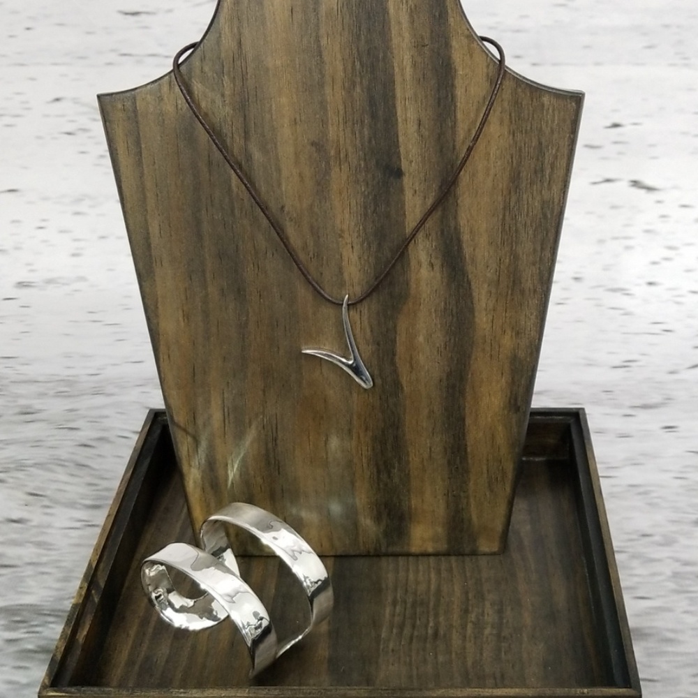 ARIES Necklace and Cuff Bracelet